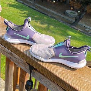 Nike flex runners girls size 1.5